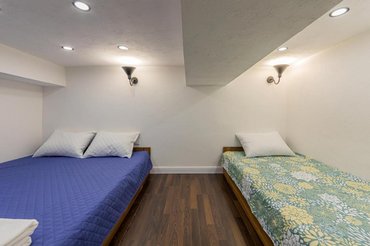 Kyiv Saksahanskoho Apart Hotel מראה חיצוני תמונה